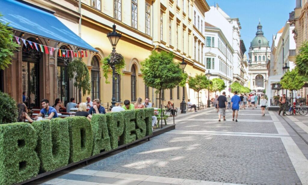 Budapest látképe utazási programötletekhez
